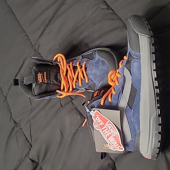 VANS UltraRange Exo Hi MTE-1 Dress Blues Black Orange - Picture 3 of 7